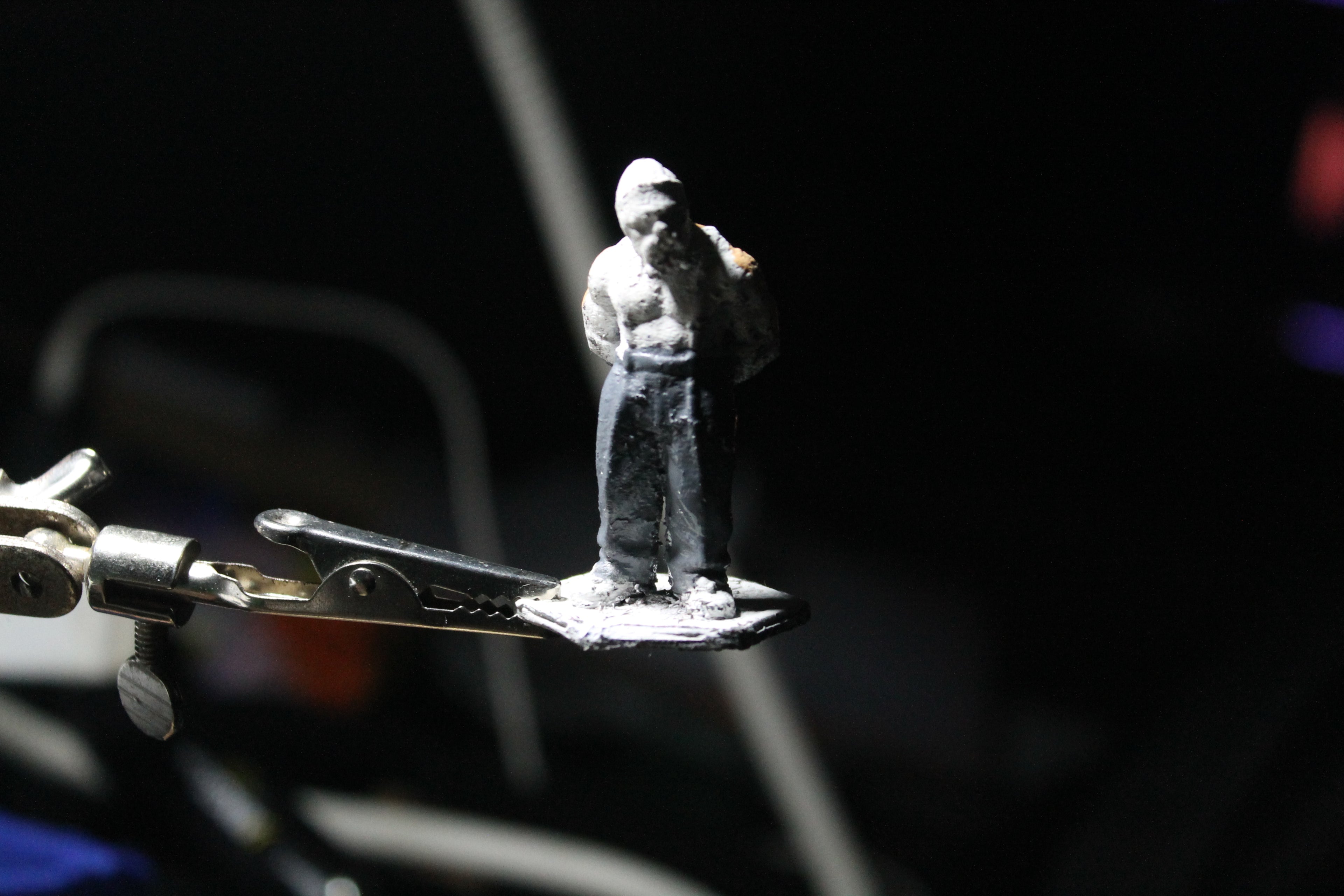 090 Custom by TKBROS — Oso | Figura Coleccionable Resina Pintada a Mano
