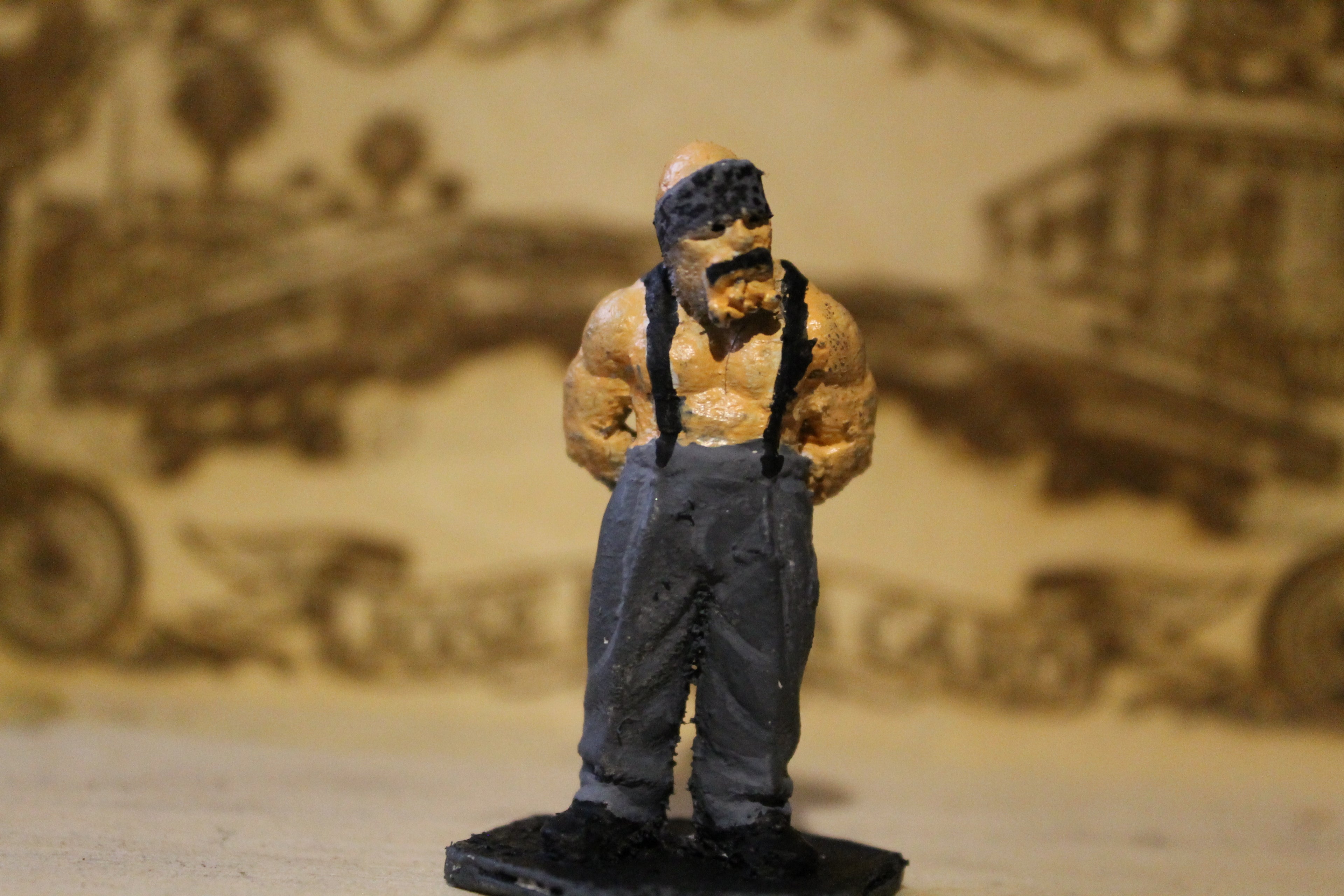 090 Custom by TKBROS — Oso | Figura Coleccionable Resina Pintada a Mano