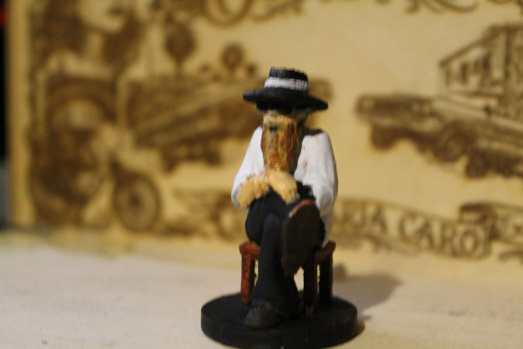 090 Custom by TKBROS — Don Memo | Figura Coleccionable Resina Pintada a Mano